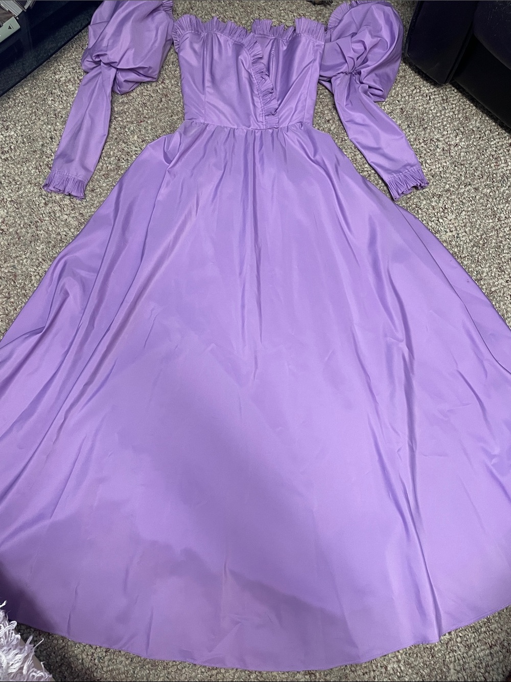 Vintage Lavender detachable Off-Shoulder Puff long Sleeve gown! Amazing